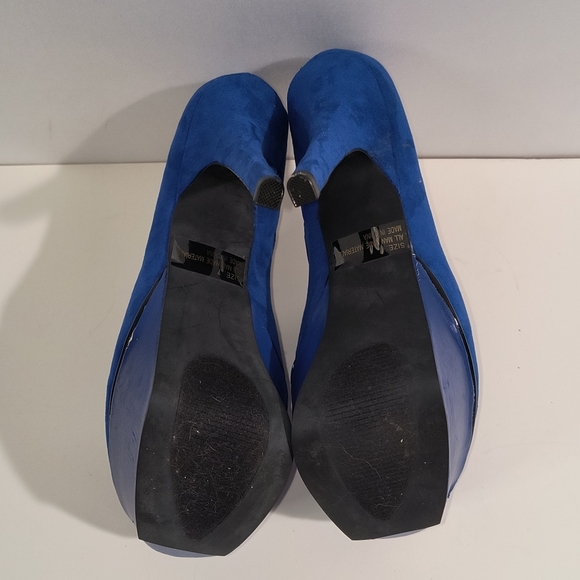 Qupid Women's 7 Blue Heels - Picture 6 of 8